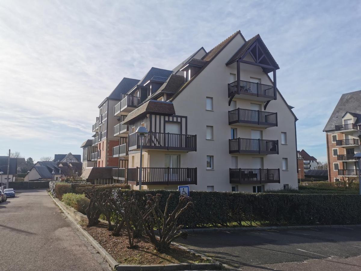 Cabourg T2 Front De Mer - Proche Thalasso Bagian luar foto