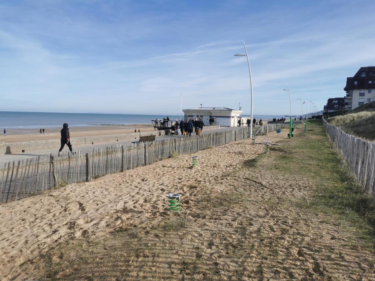 Cabourg T2 Front De Mer - Proche Thalasso Bagian luar foto